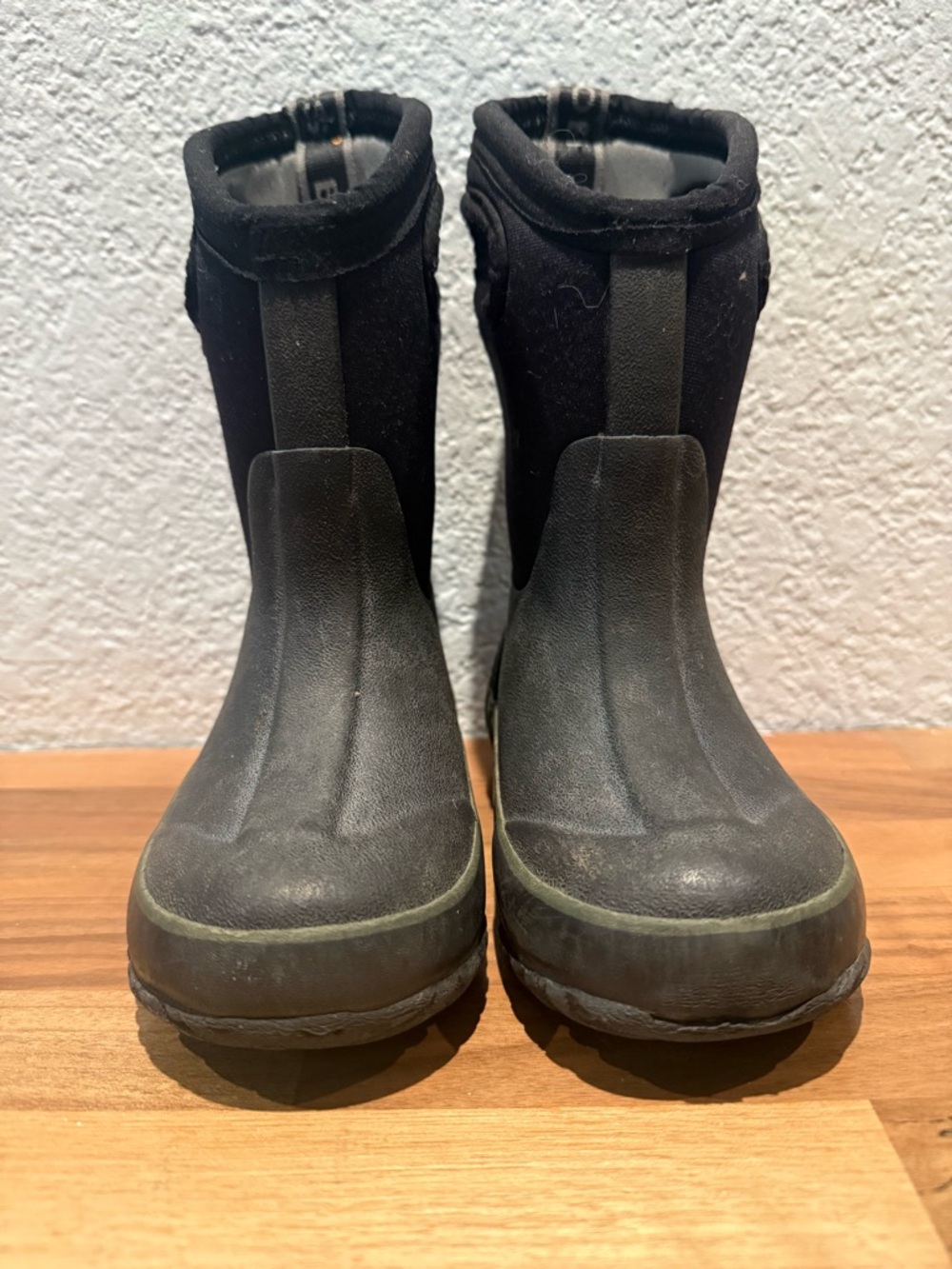BOGS Black Waterproof Boots size 8